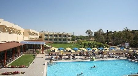 Relax Hotel Колимбия Екстериор снимка