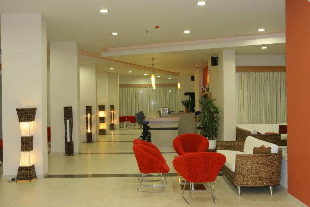 Relax Hotel Колимбия Екстериор снимка