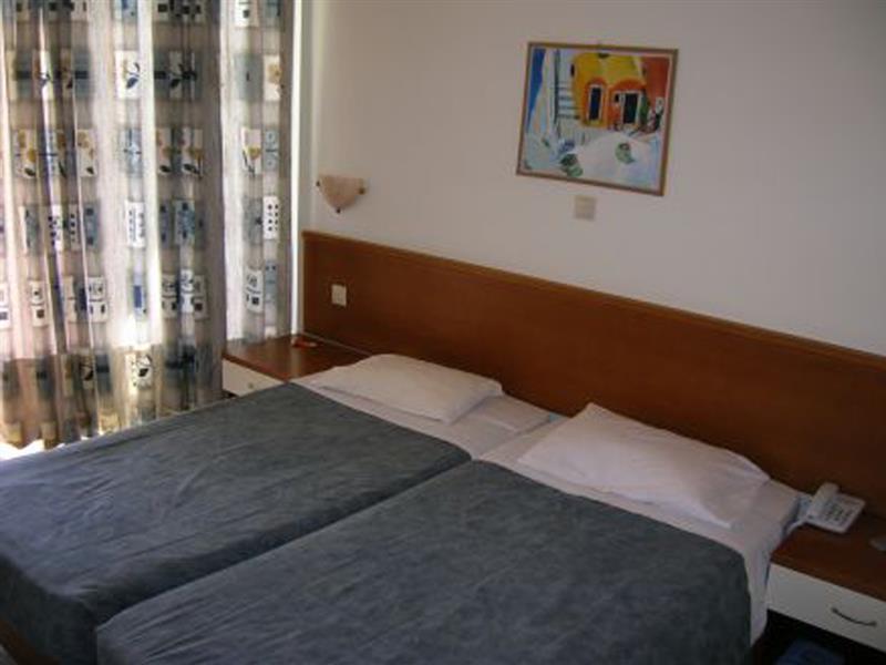 Relax Hotel Колимбия Екстериор снимка